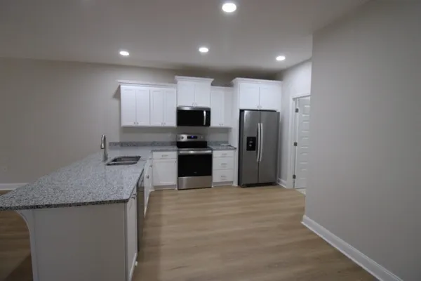 $1,600 | 324 South 5th Street, Jesup, GA 31545