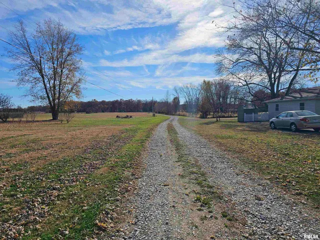 $179,900 | 4248 Church Road, Salem, IL 62881