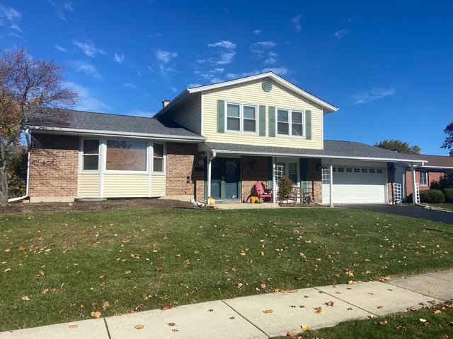$477,500 | 960 Norman Drive, Hoffman Estates, IL 60192