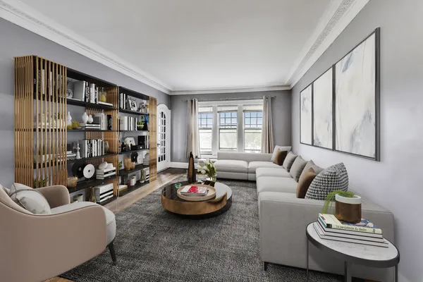 $300,000 | 1615 East Hyde Park Boulevard, Unit 2, Chicago, IL 60615