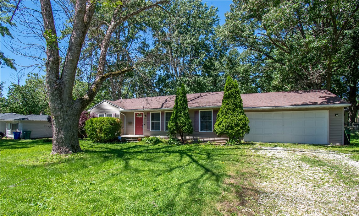 2325 South Richmond Road Decatur, IL 62521 - Photo 1 of 16