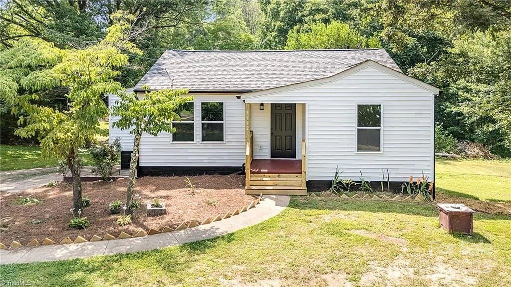 5582 Davis Road Walkertown, NC 27051 - Photo 6 of 6 Gallery Image 6
