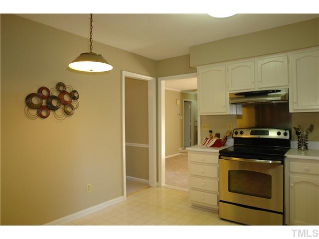 5617 Timber Ridge Drive Raleigh, NC 27609 - Photo 8 of 20
