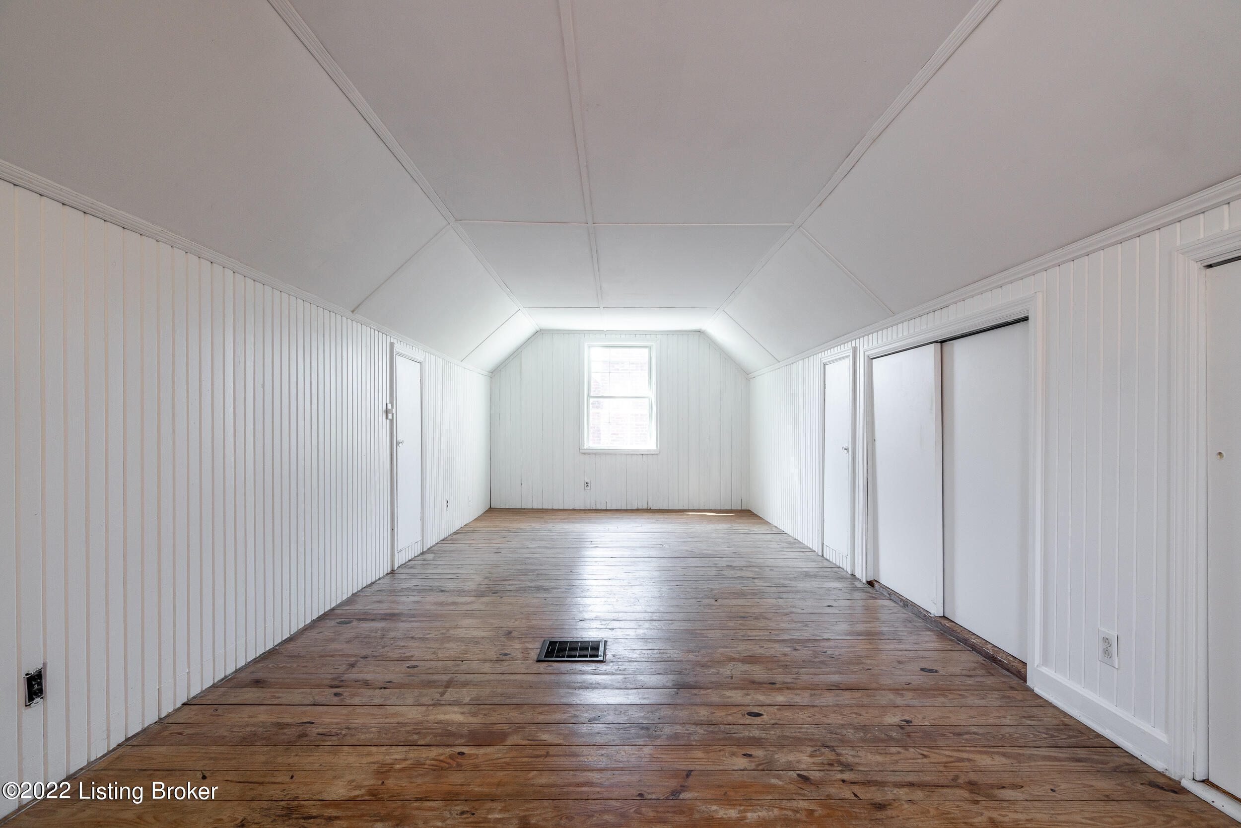 3908 Alton Road Louisville, KY 40207 - Photo 24 of 41 3908 Alton Rd-31