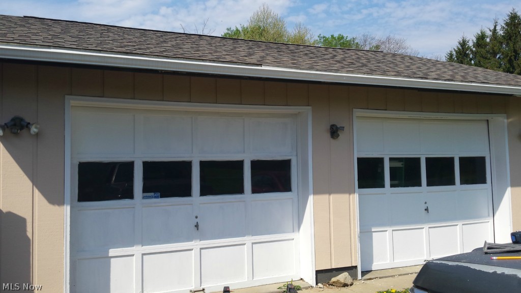 3727 Cook Road Rootstown, OH 44272 - Photo 3 of 8 2 Car garage