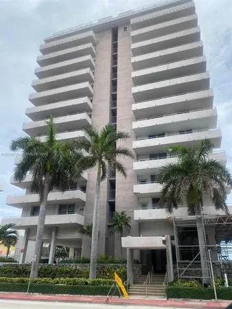 $2,300 | 9225 Collins Avenue, Unit 303, Surfside, FL 33154