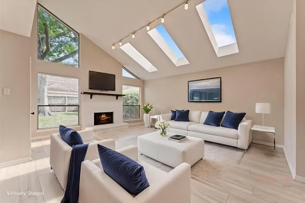 $3,100 | 11530 Ella Lee Drive, Houston, TX 77077