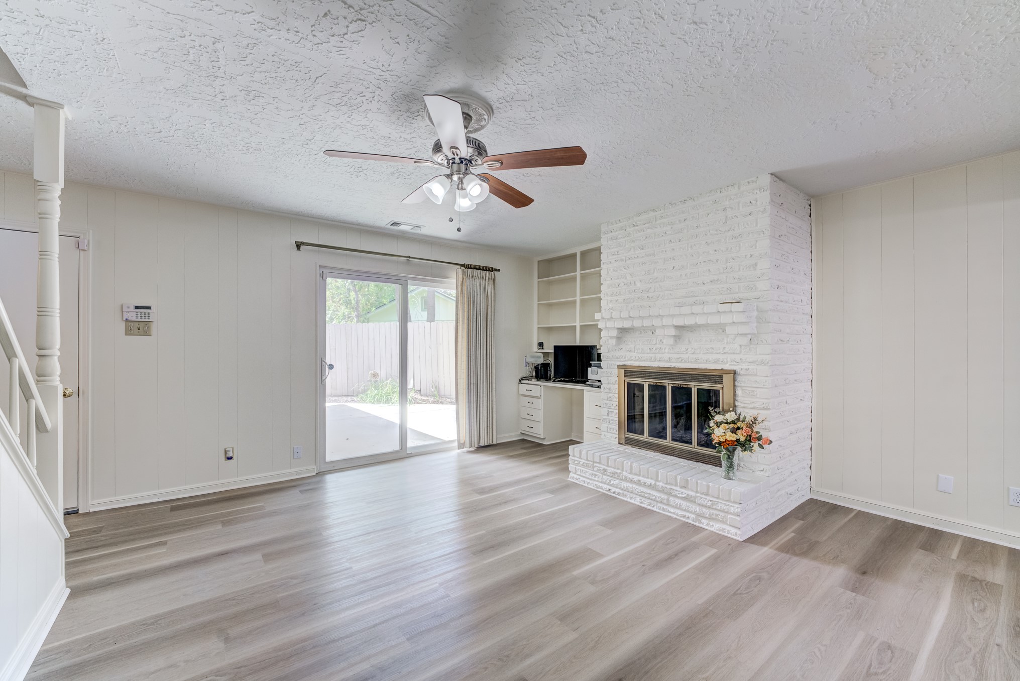 3334 Spring Valley Road Houston, TX 77080 - Photo 18 of 40