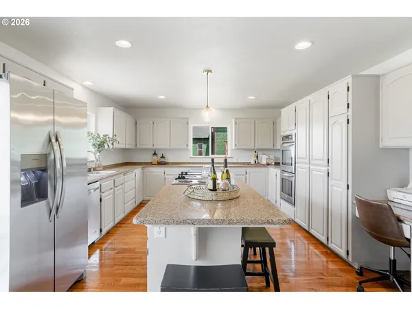 $697,000 | 2395 88th Avenue Northeast, Salem, OR 97305