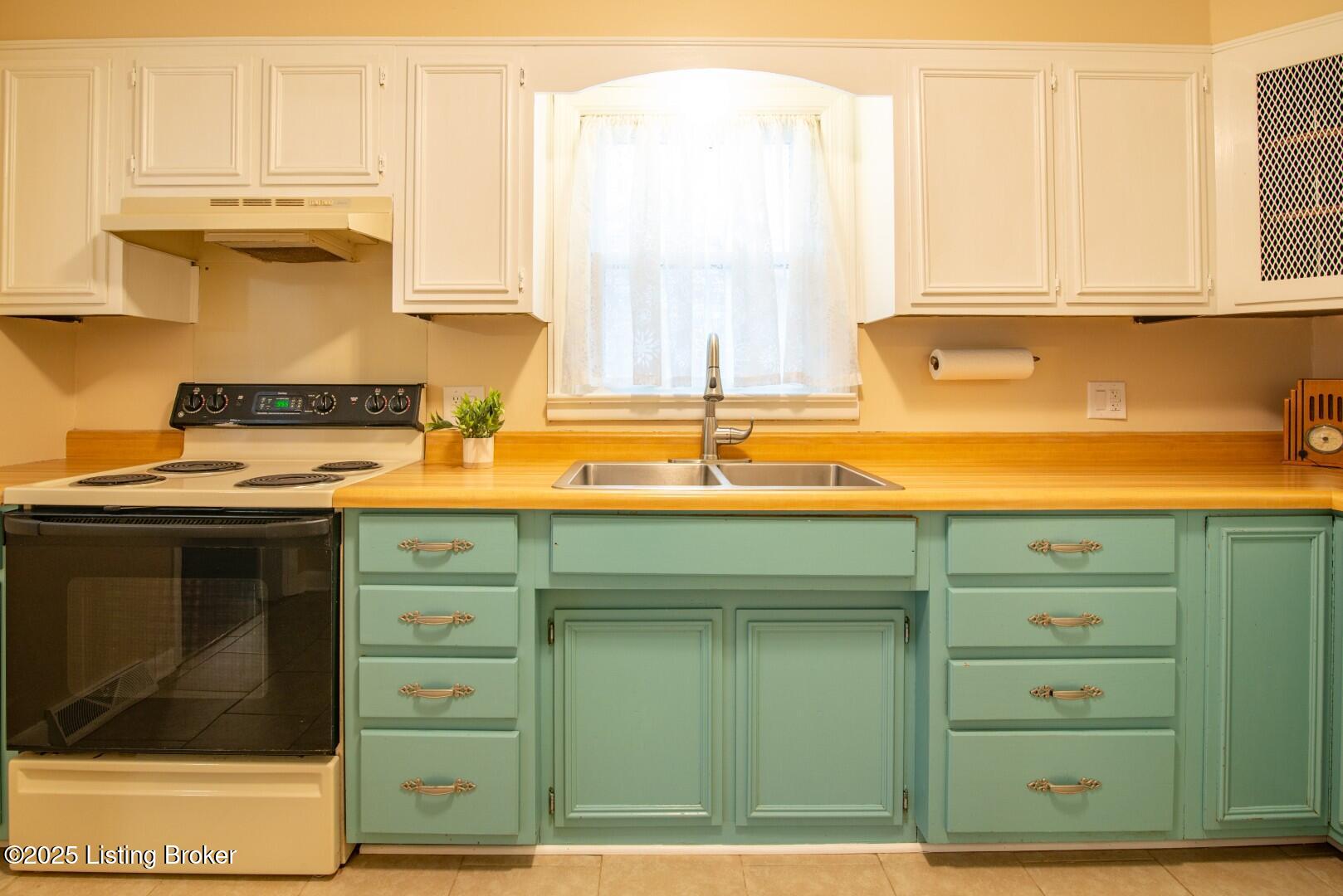 329 Robin Road Elizabethtown, KY 42701 - Photo 19 of 55 329 Robin Road-18