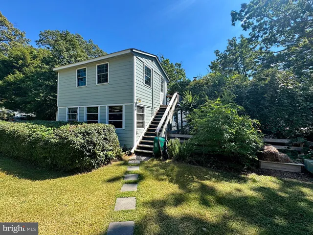 $929,000 | 15445 Potomac River Drive, Cobb Island, MD 20625