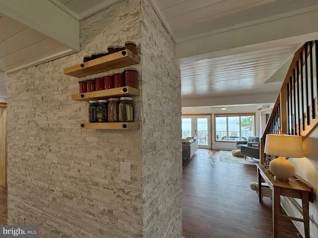 $929,000 | 15445 Potomac River Drive, Cobb Island, MD 20625