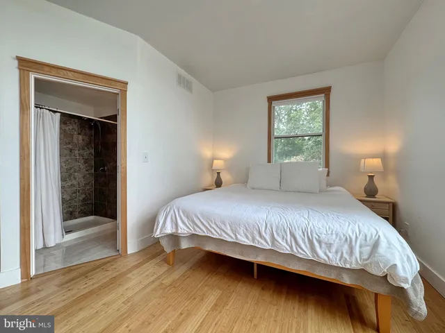 $929,000 | 15445 Potomac River Drive, Cobb Island, MD 20625