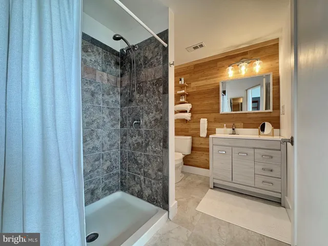 $929,000 | 15445 Potomac River Drive, Cobb Island, MD 20625