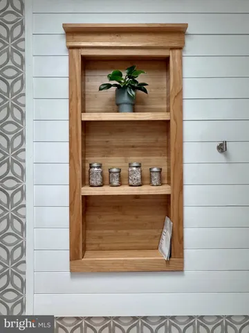 $929,000 | 15445 Potomac River Drive, Cobb Island, MD 20625