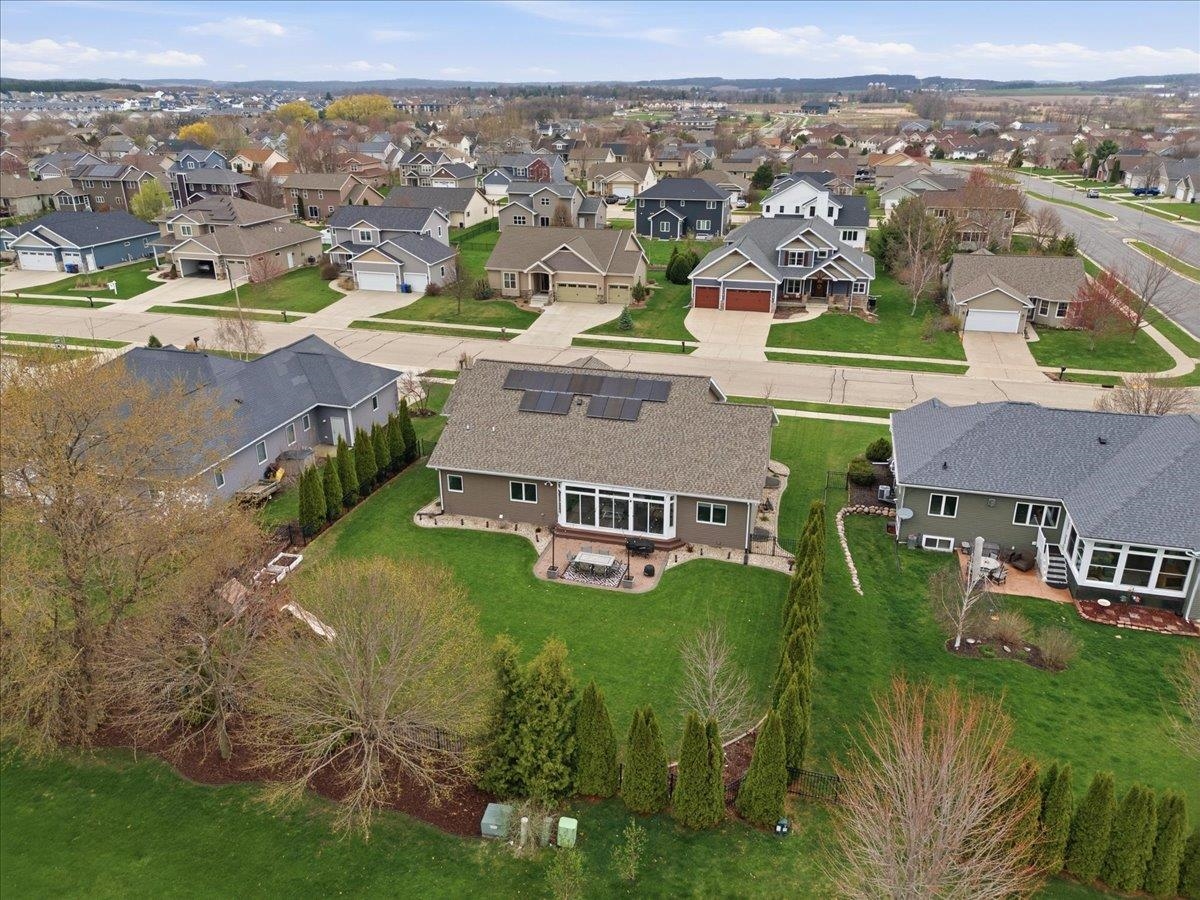 690 Prairie Grass Road Oregon, WI 53575 - Photo 11 of 12