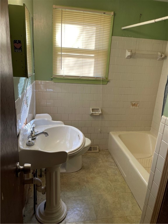 293 Woodville Road Hopkinton, RI 02804 - Photo 8 of 14 Gallery Image 8
