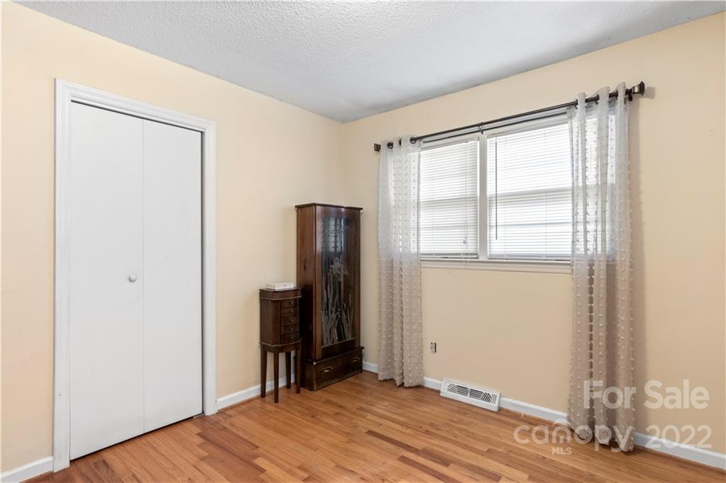 121 Victoria Road Cherryville, NC 28021 - Photo 22 of 24 Gallery Image 22