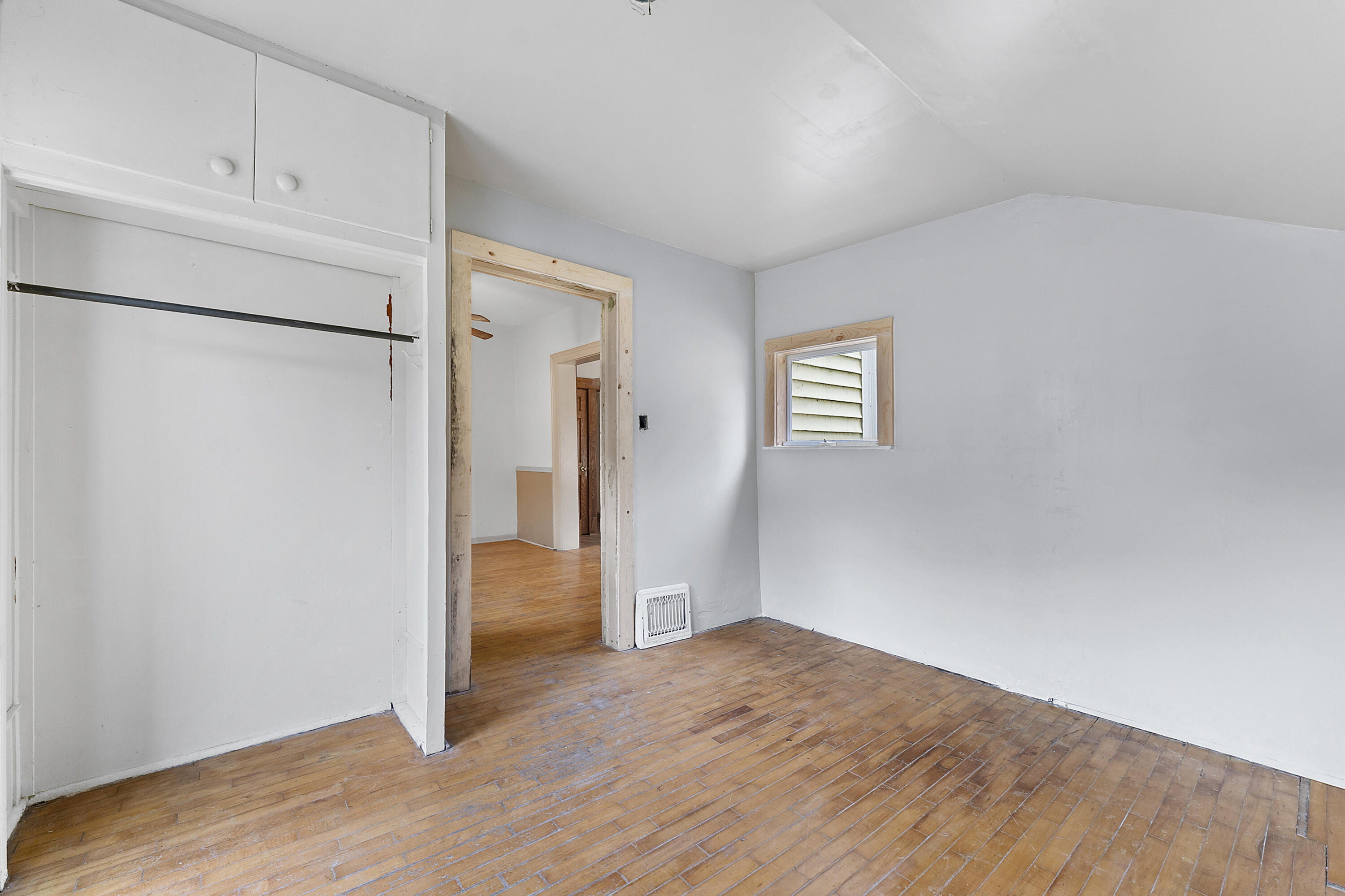 1016 East Vine Street Appleton, WI 54911 - Photo 16 of 46 038-1016EastVineStreet-Appleton-WI-54911