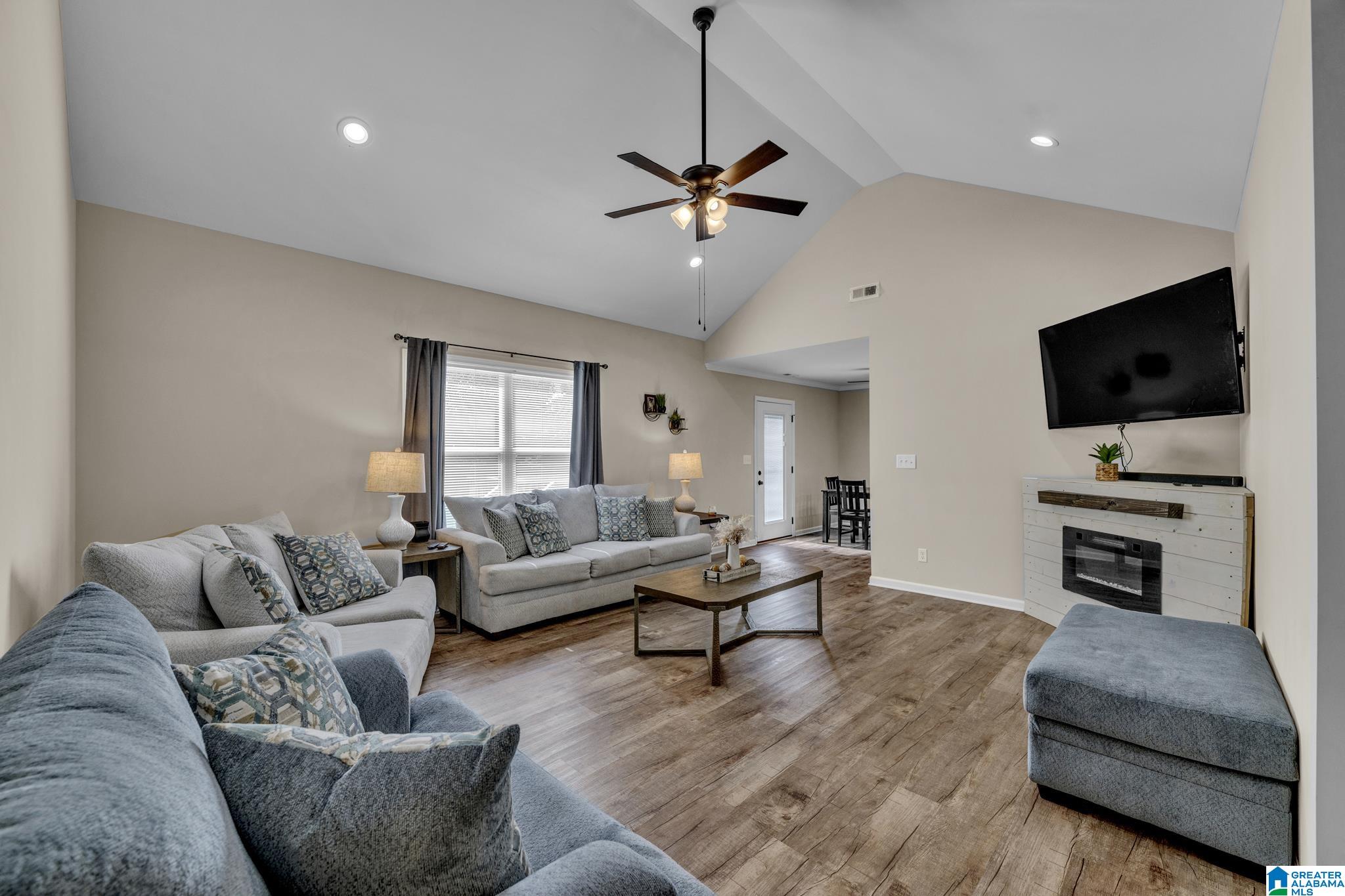 48 Trinity Lane Oneonta, AL 35121 - Photo 4 of 24