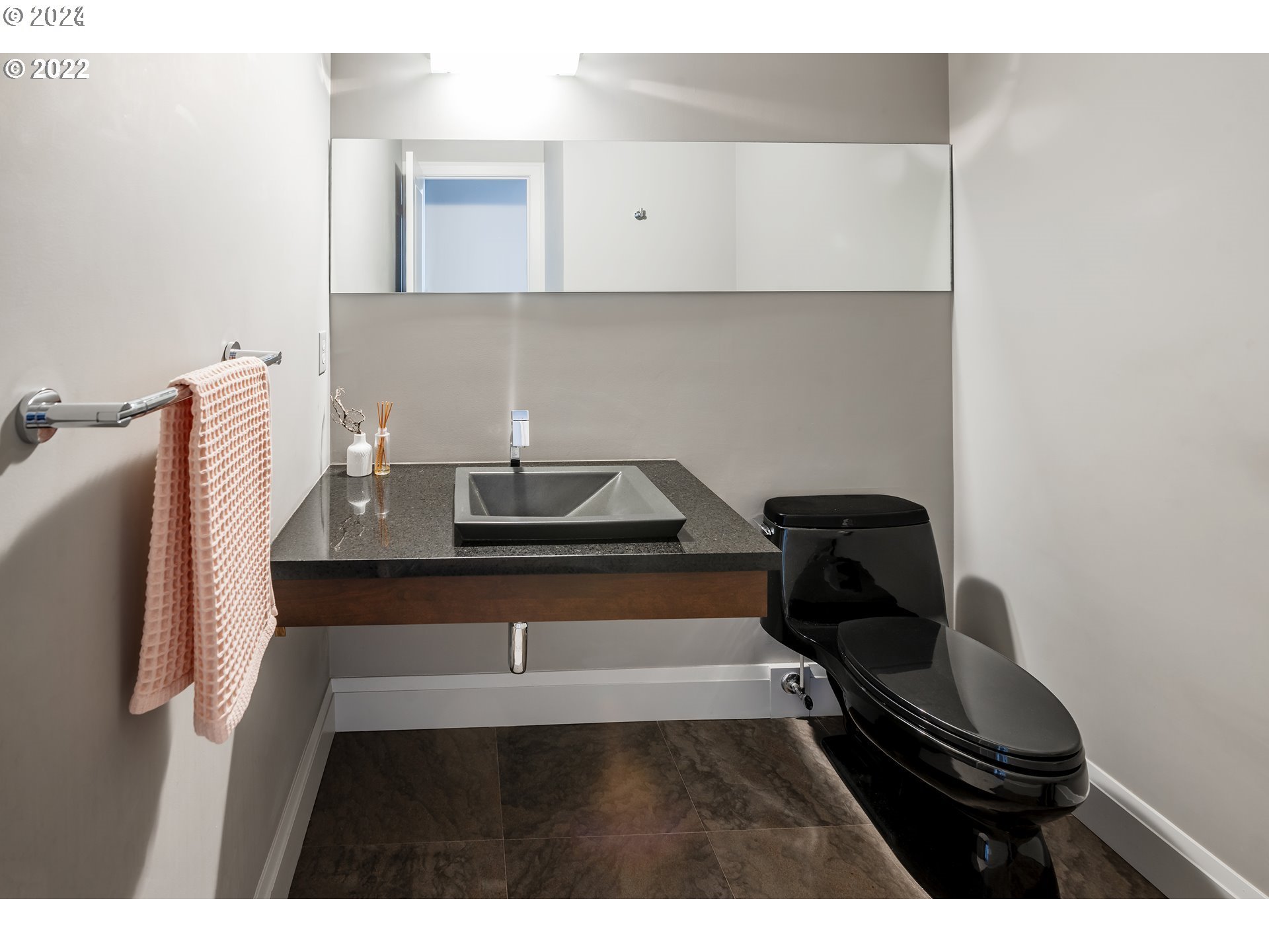 3516 Northeast Ione Street Camas, WA 98607 - Photo 13 of 29 a bathroom with a sink and a mirror