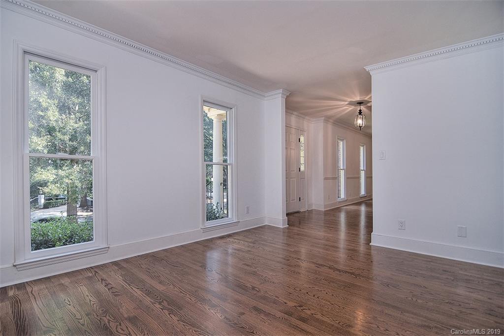 2121 Sutton Springs Road, Unit 52 Charlotte, NC 28226 - Photo 14 of 46 Gallery Image 14