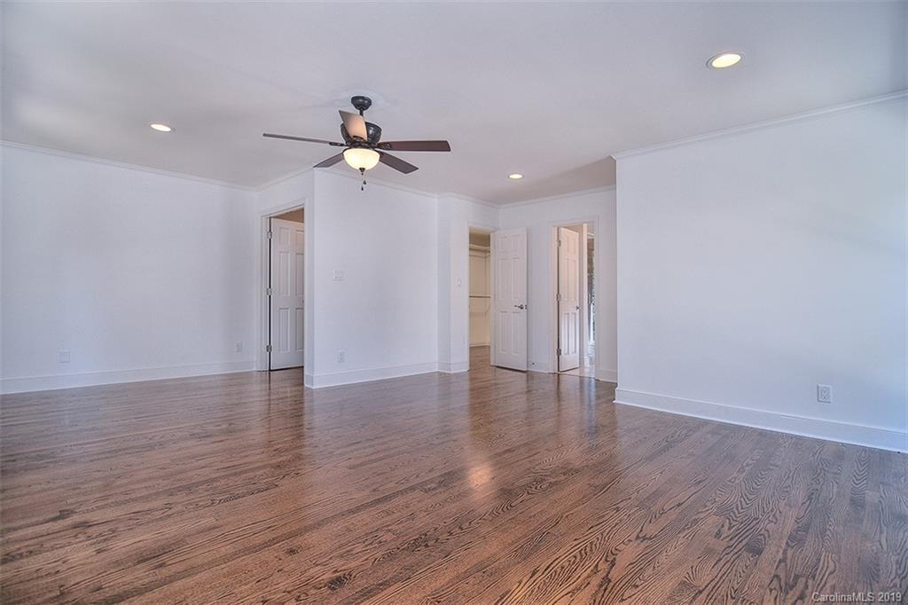 2121 Sutton Springs Road, Unit 52 Charlotte, NC 28226 - Photo 29 of 46 Gallery Image 29