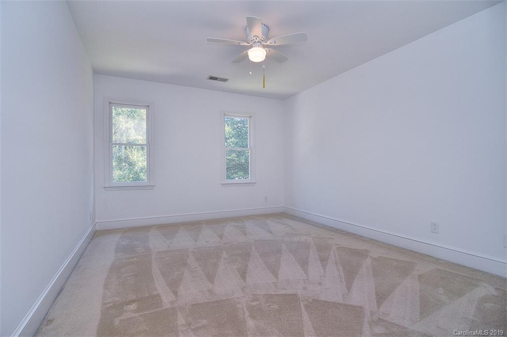 2121 Sutton Springs Road, Unit 52 Charlotte, NC 28226 - Photo 39 of 46 Gallery Image 39