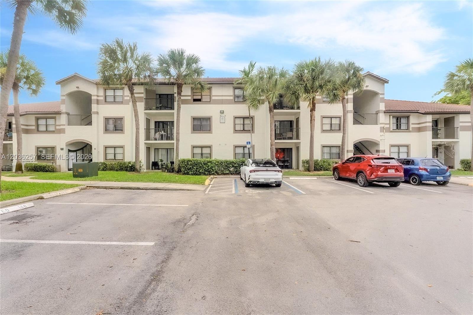 630 South Park Road, Unit 253 Hollywood, FL 33021 - Photo 1 of 13