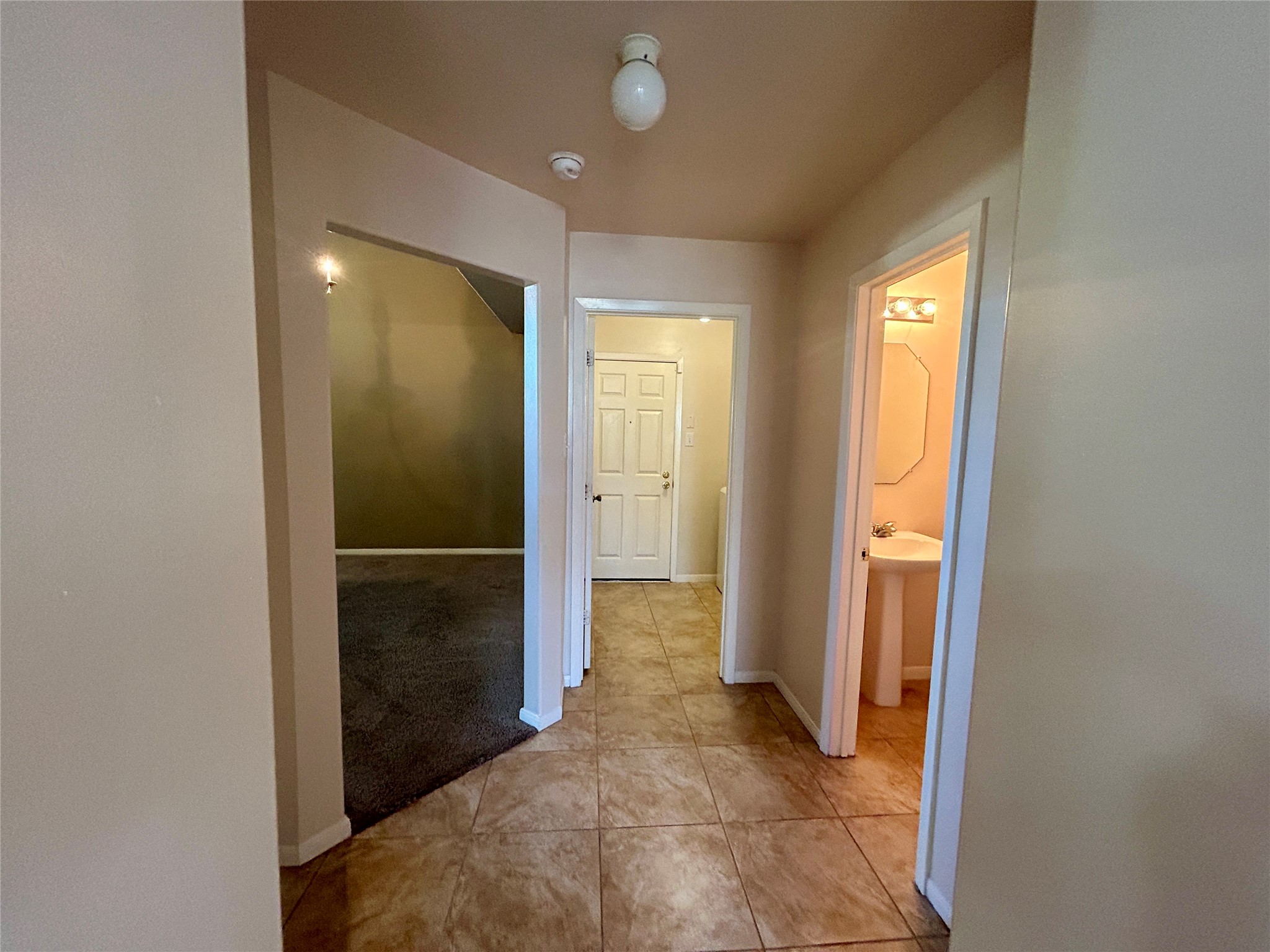 19718 River Pointe Lane Katy, TX 77449 - Photo 13 of 36 a view of entryway with wooden floor