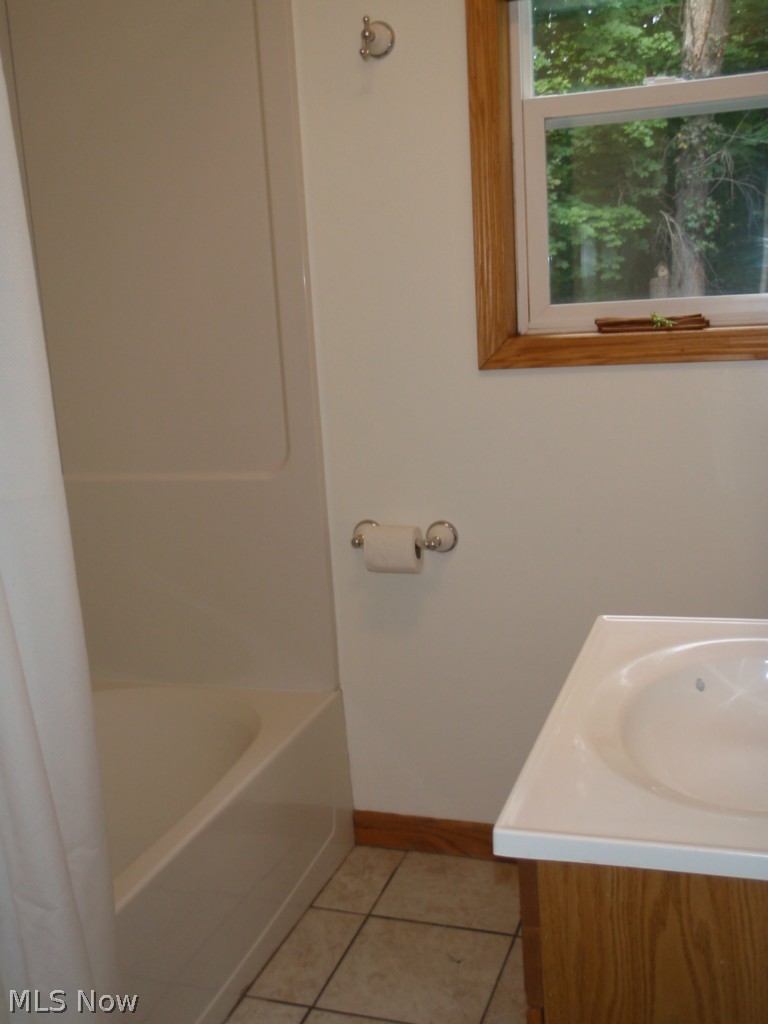 3512 Verner Road Stow, OH 44240 - Photo 10 of 19