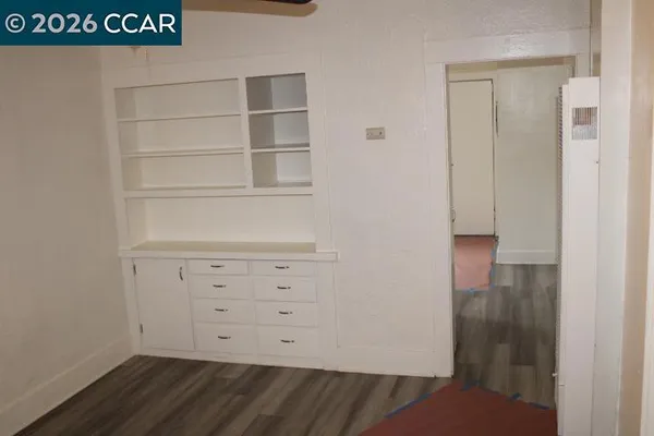 a view of an empty walk in closet