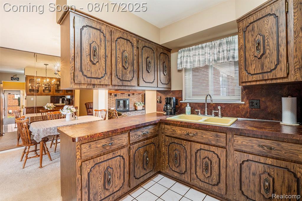 13278 Common Road Warren, MI 48088 - Photo 6 of 21
