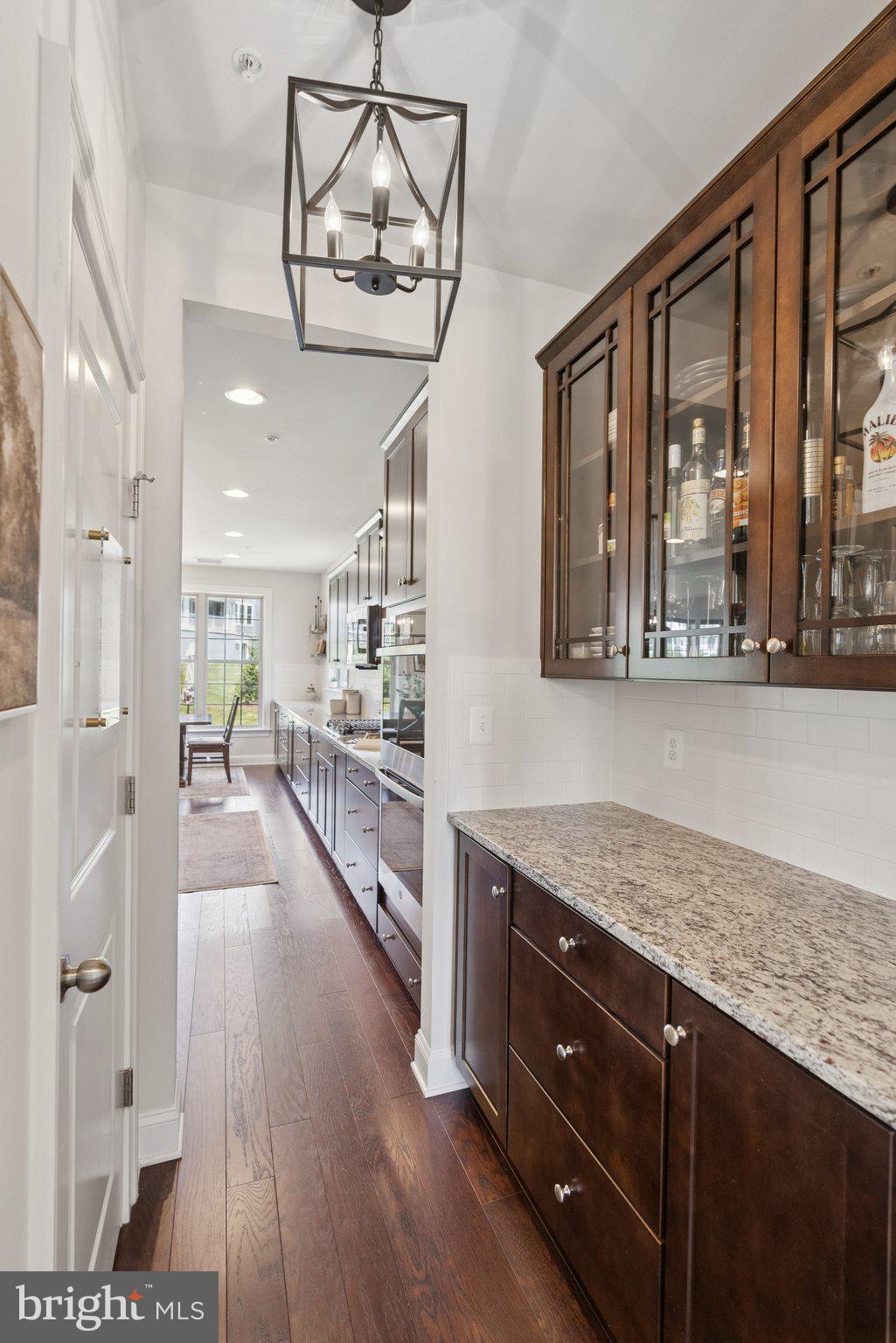 237 Barberry Lane Laytonsville, MD 20882 - Photo 16 of 70 butlers pantry with walk in pantry