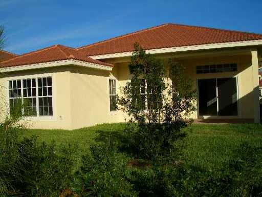 126 Via Rosina Jupiter, FL 33458 - Photo 11 of 29 20130405193557162271000000-o