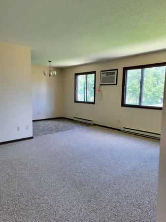 $725 | 120 Slocum Street, Unit 6, Holloway, MN 56249