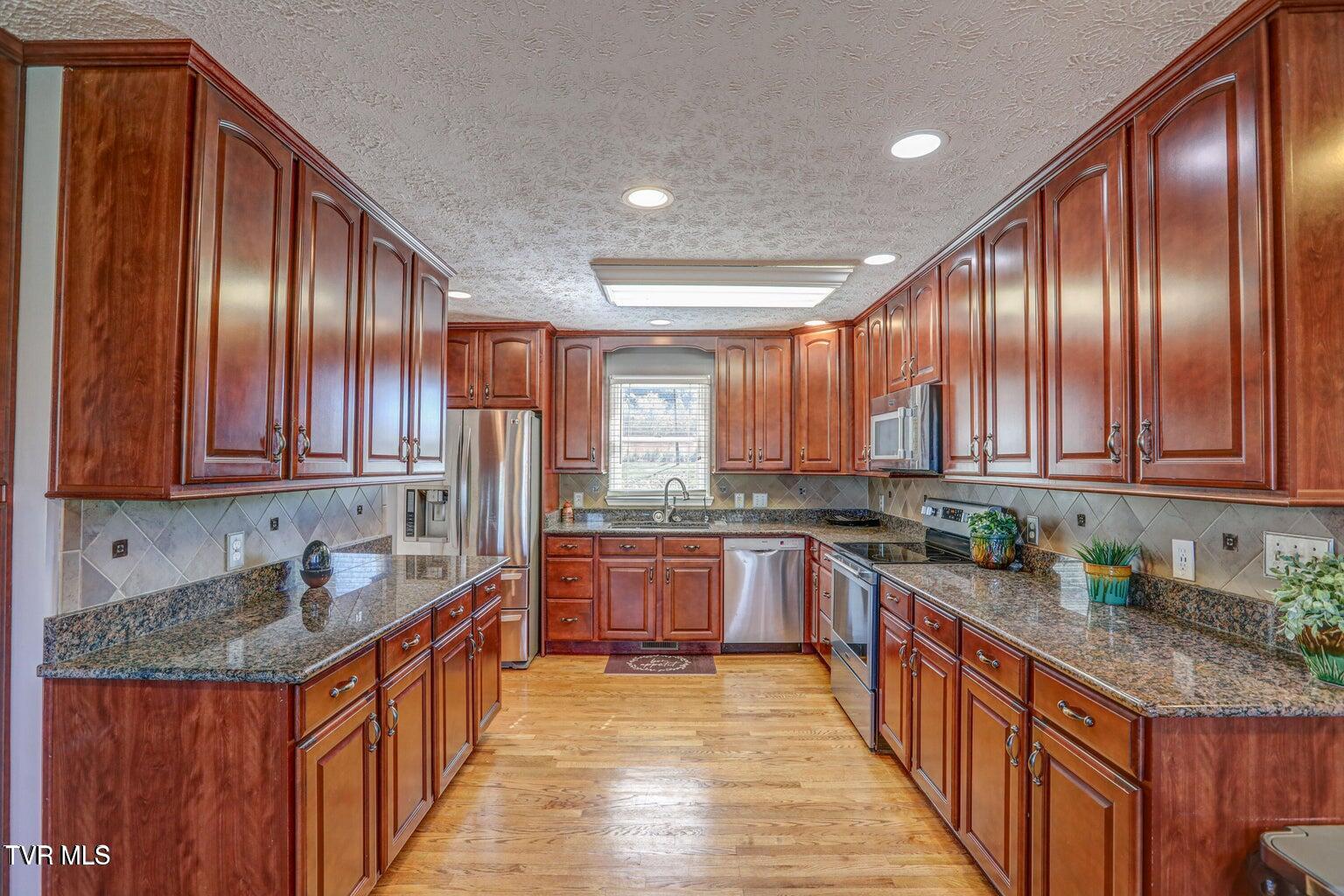 604 Snapps Ferry Road Kingsport, TN 37663 - Photo 18 of 50 18