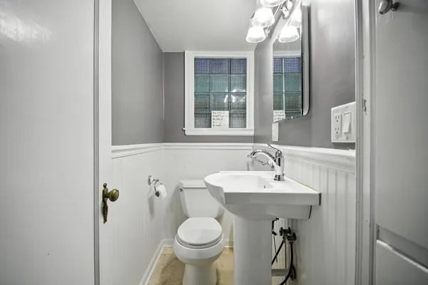 $299,999 | 358 18th Street Southwest, Owatonna, MN 55060