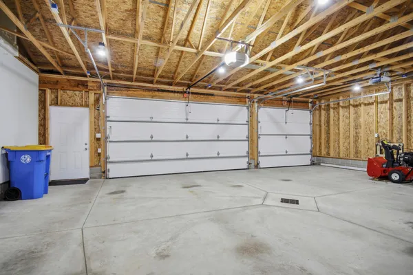 $299,999 | 358 18th Street Southwest, Owatonna, MN 55060