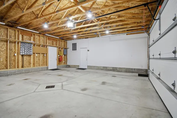 $299,999 | 358 18th Street Southwest, Owatonna, MN 55060