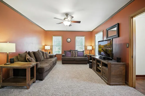 $299,999 | 358 18th Street Southwest, Owatonna, MN 55060