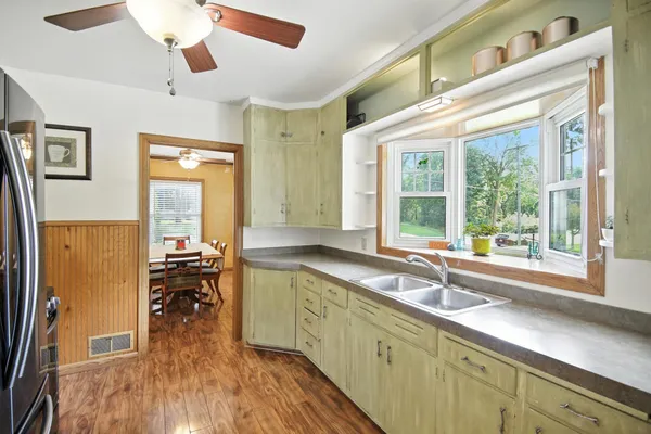 $299,999 | 358 18th Street Southwest, Owatonna, MN 55060