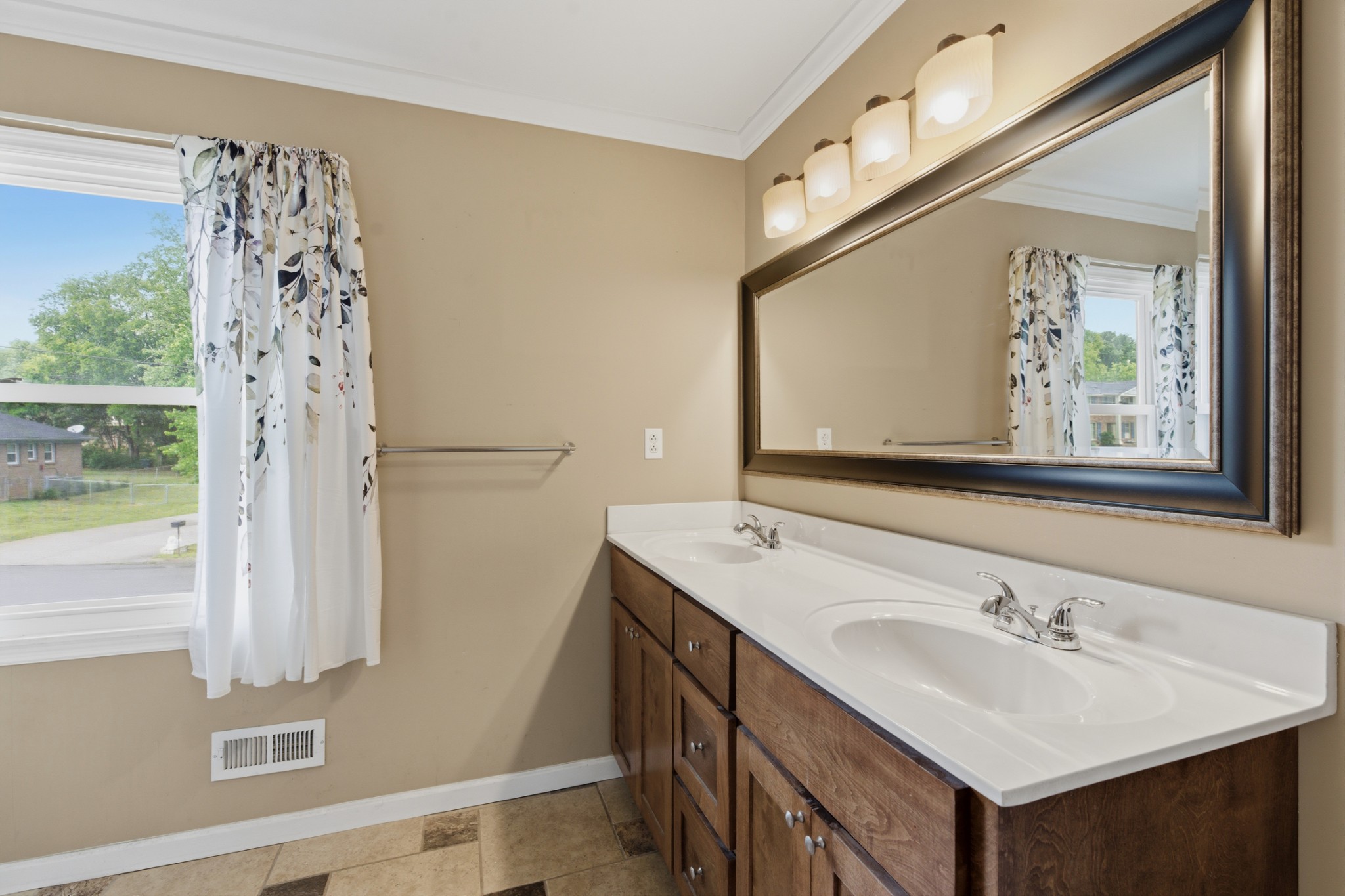 3744 Anderson Road Nashville, TN 37217 - Photo 24 of 42
