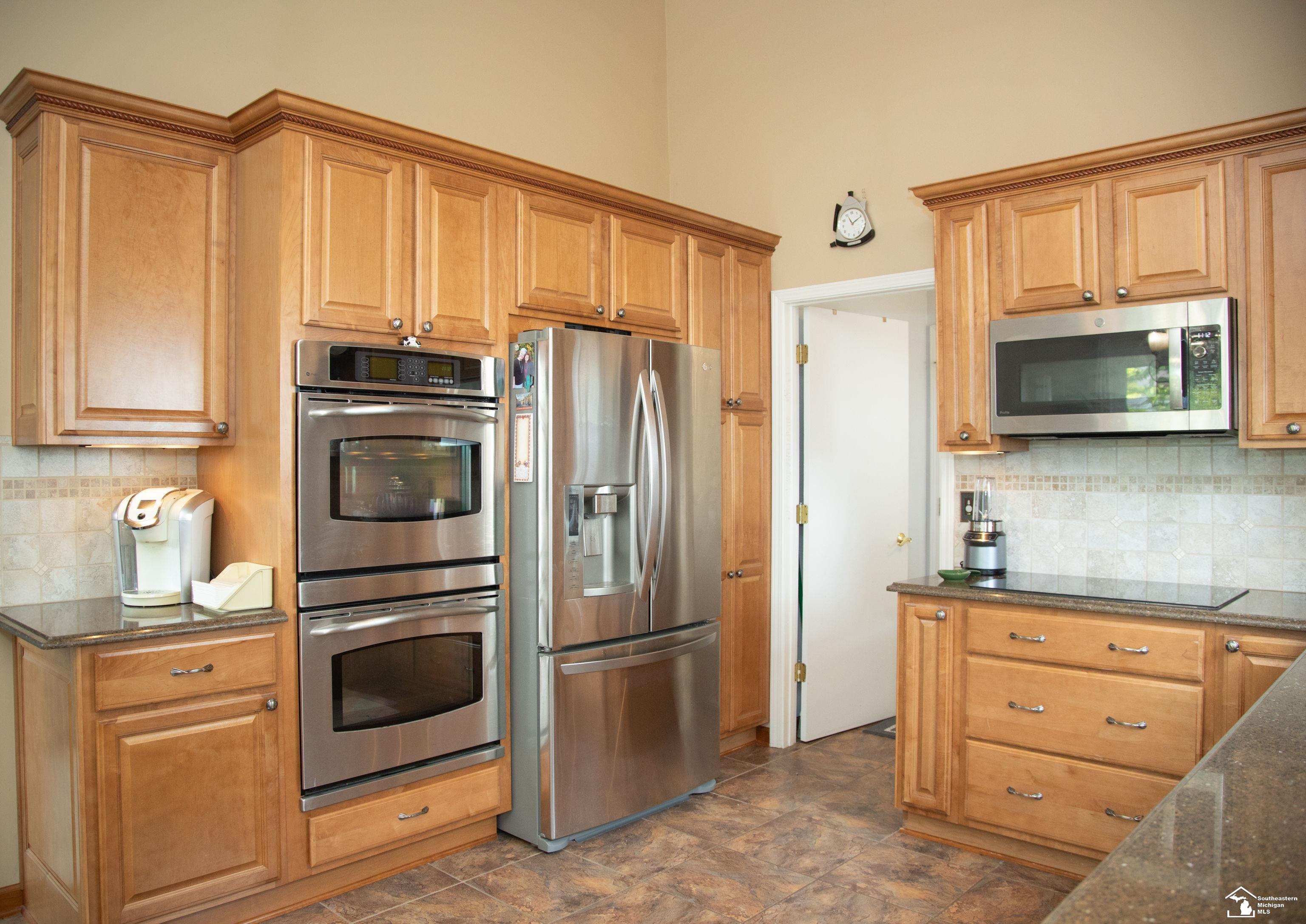 2473 Brookhaven Road Canton, MI 48188 - Photo 9 of 25