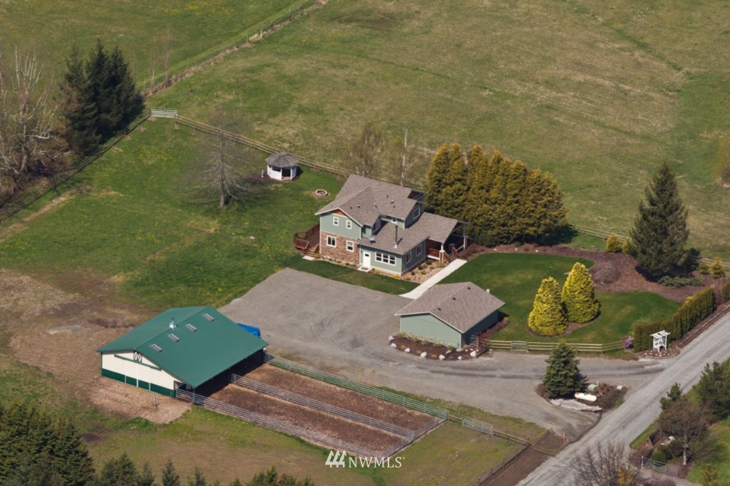 553 East Smith Road Bellingham, WA 98226 - Photo 1 of 1 Gallery Image 1