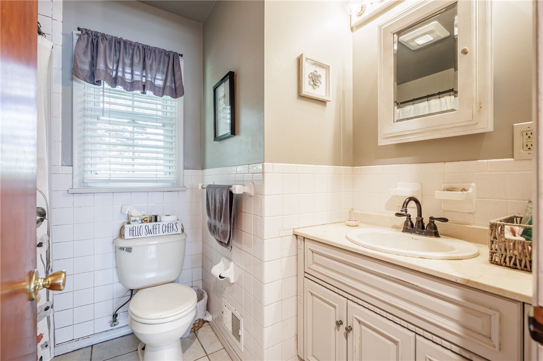 672 Hamlin Parma Townline Road Parma, NY 14468 - Photo 17 of 28 Gallery Image 17