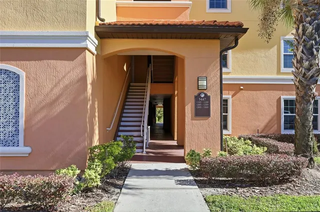 $225,000 | 5447 Vineland Road, Unit 1205, Orlando, FL 32811