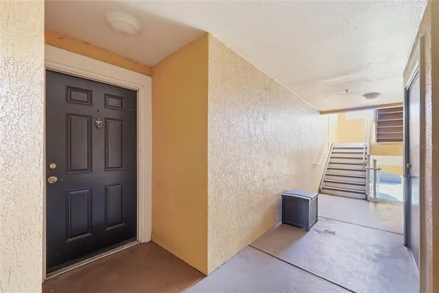 $225,000 | 5447 Vineland Road, Unit 1205, Orlando, FL 32811