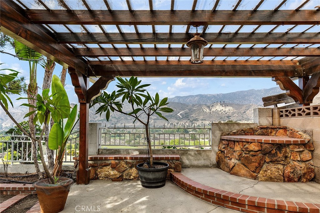 9071 Riderwood Drive Sunland, CA 91040 - Photo 39 of 46 a living room with furniture