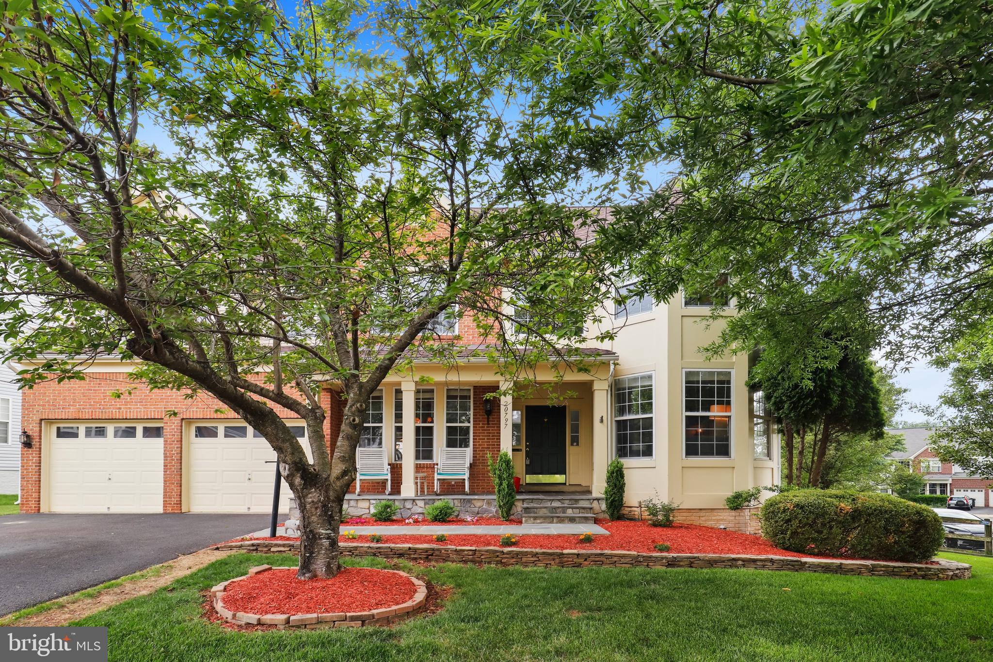 20797 Iris Drive Sterling, VA 20165 - Photo 2 of 49